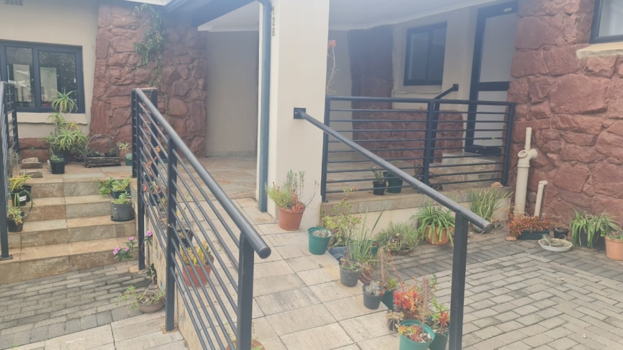 To Let 1 Bedroom Property for Rent in Wigwam North West